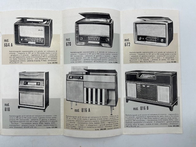 Phonola 1958. Radiofonografi d'alta classe (pieghevole pubblicitario)